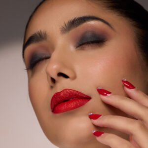 MISS ANYA STARDUST VELVET LIPSTICK